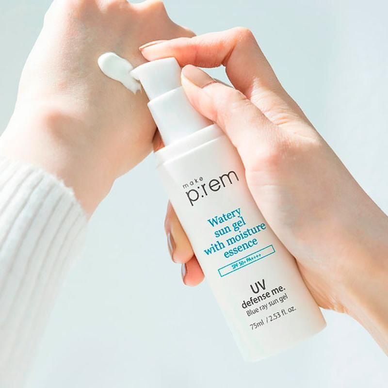 Kem Chống Nắng Hóa Học Make Prem Cấp Ẩm, Ngăn Ngừa Mụn UV Defense Me Blue Ray Sun Gel SPF 50+/PA++++ 75ml