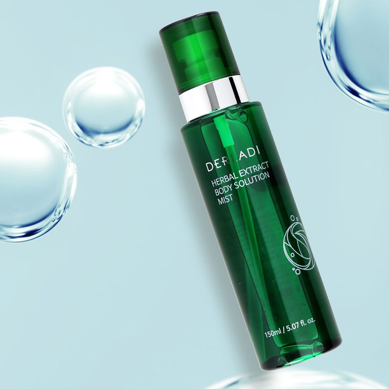 Xịt Mụn Lưng, Toàn Thân Derladie Mờ Thâm, Hỗ Trợ Giảm Viêm Nang Lông Herbal Extract Body Solution Mist 150ml
