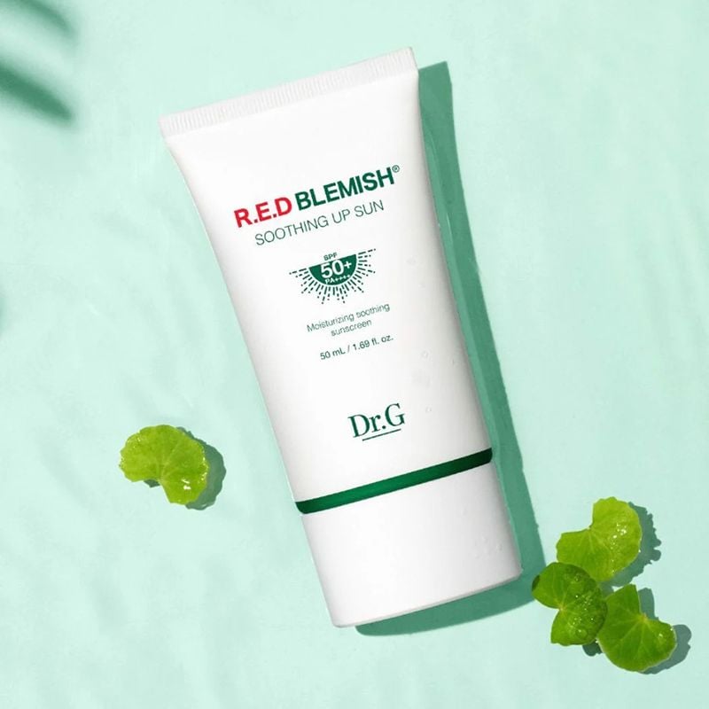 Kem Chống Nắng, Chống Tia Hồng Ngoại, Quang Phổ Rộng Cho Da Mụn Nhạy Cảm Dr.G R.E.D Blemish Soothing Up Sun SPF50+ PA++++ 50ml