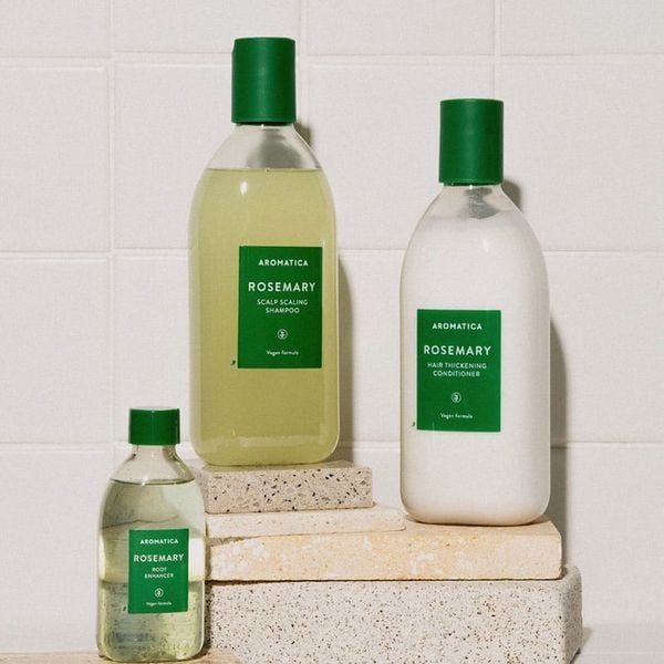 Dầu Gội Hương Thảo Ngăn Rụng Tóc Aromatica Rosemary Scalp Scaling Shampoo