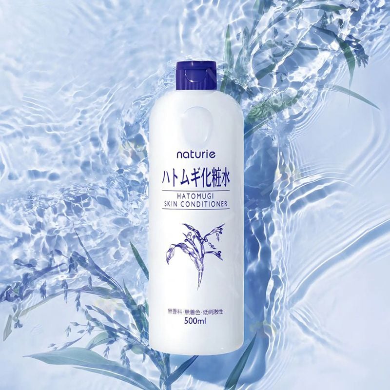 Nước Hoa Hồng Naturie Cấp Ẩm Hỗ Trợ Dưỡng Trắng Chiết Xuất Ý Dĩ Hatomugi Skin Conditioner 500ml