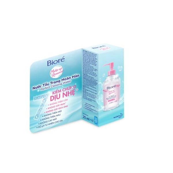 Nước Tẩy Trang Sạch Nhờn Và Dưỡng Ẩm Bioré Make Up Remover Perfect Cleansing Water