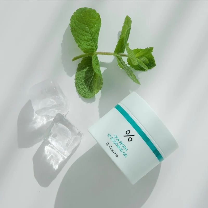 Gel Dưỡng Dr.Ceuracle Làm Dịu Da Chiết Xuất Rau Má Cica Regen 95 Soothing Gel 110g