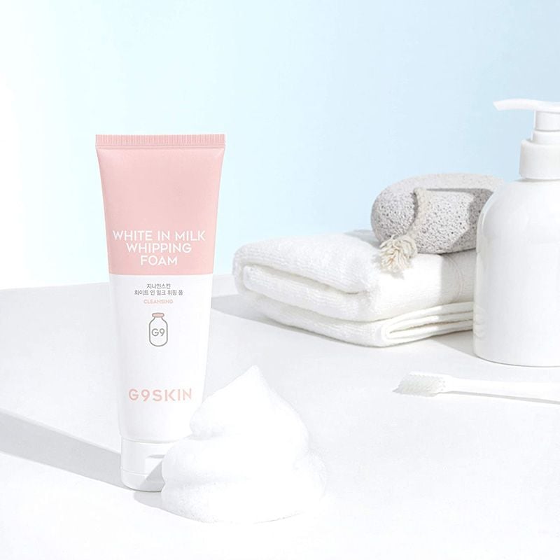 Sữa Rửa Mặt Tạo Bọt G9Skin Hỗ Trợ Dưỡng Da Trắng Sáng Mềm Mịn White In Milk Whipping Foam 120ml