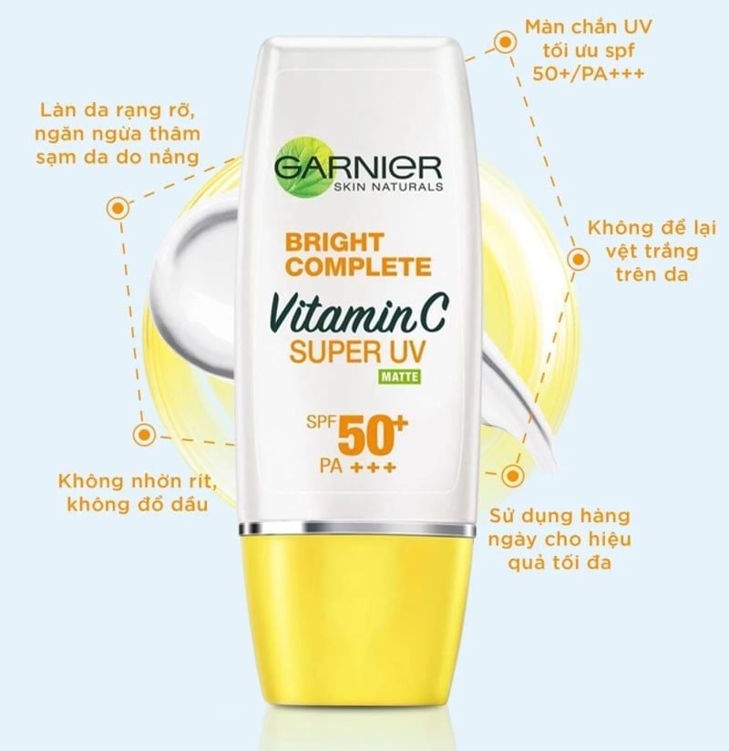Kem Chống Nắng Garnier Làm Sáng Da, Mịn Lì, Kiềm Dầu Light Complete Super UV Spot-Proof Sunscreen - Matte Finish SPF50/PA+++