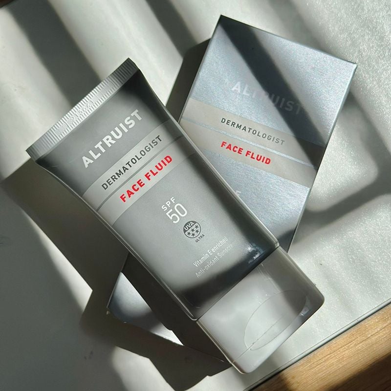 Kem Chống Nắng Altruist Dưỡng Ẩm, Hỗ Trợ Làm Sáng Da Dermatologist Face Fluid SPF50 50ml