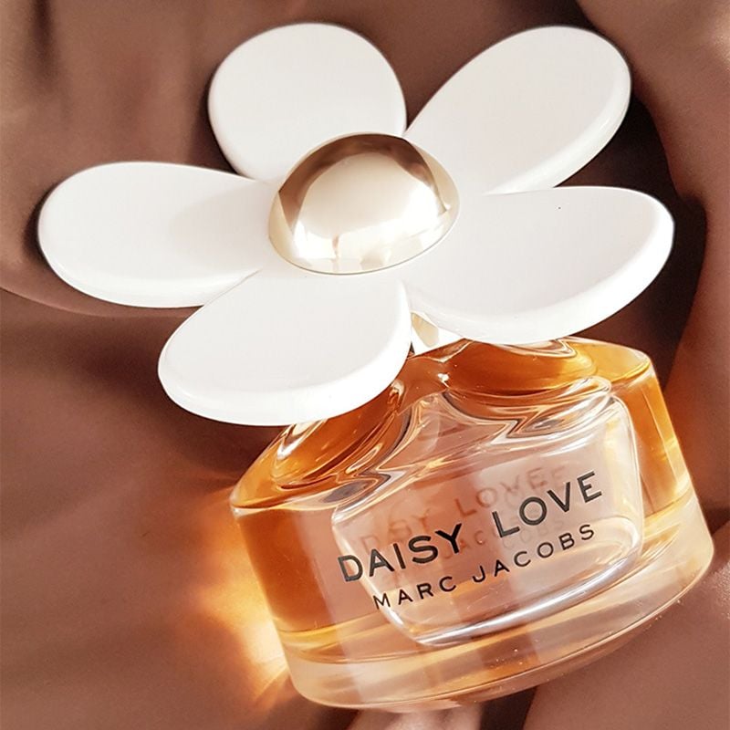 Nước Hoa Nữ Cao Cấp Hương Thơm Ngọt Ngào, Tươi Trẻ, Quyến Rũ Marc Jacobs Daisy Love Eau De Toilette 30ml