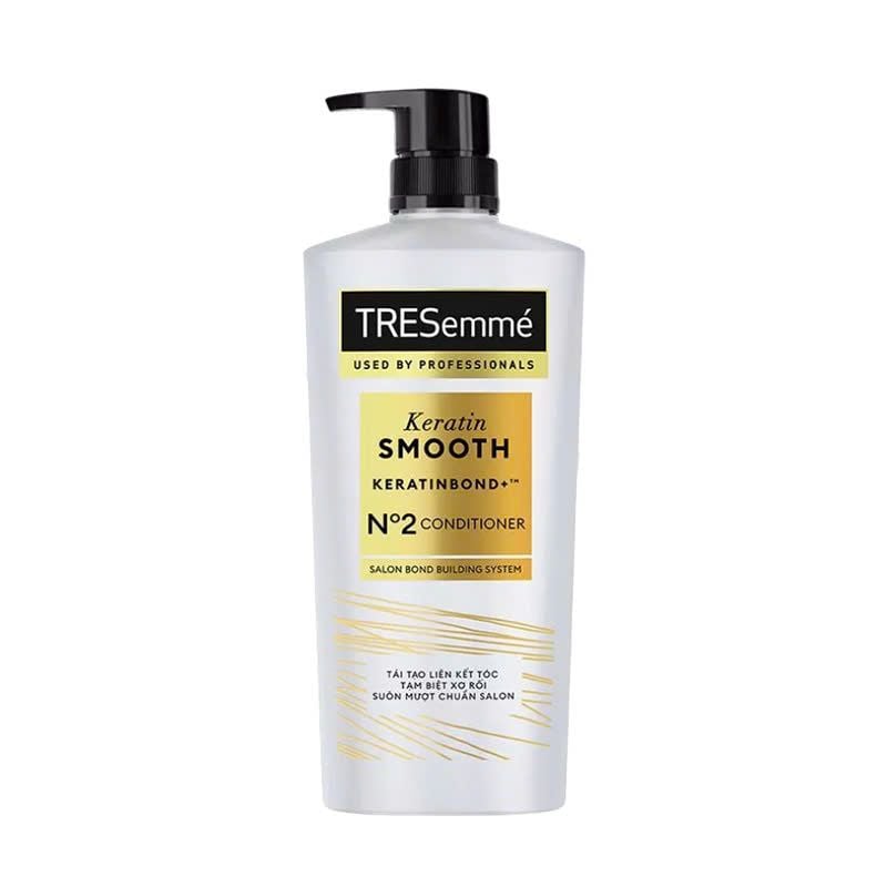 Dầu Xả Vào Nếp & Suôn Mượt TRESemmé Keratin Smooth Conditioner 620g