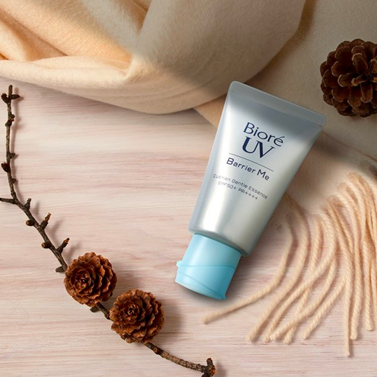 Kem Chống Nắng Bioré Dưỡng Ẩm, Kháng Nước Cao UV Barrier Me Cushion Gentle Essence SPF50+/PA++++ 60g