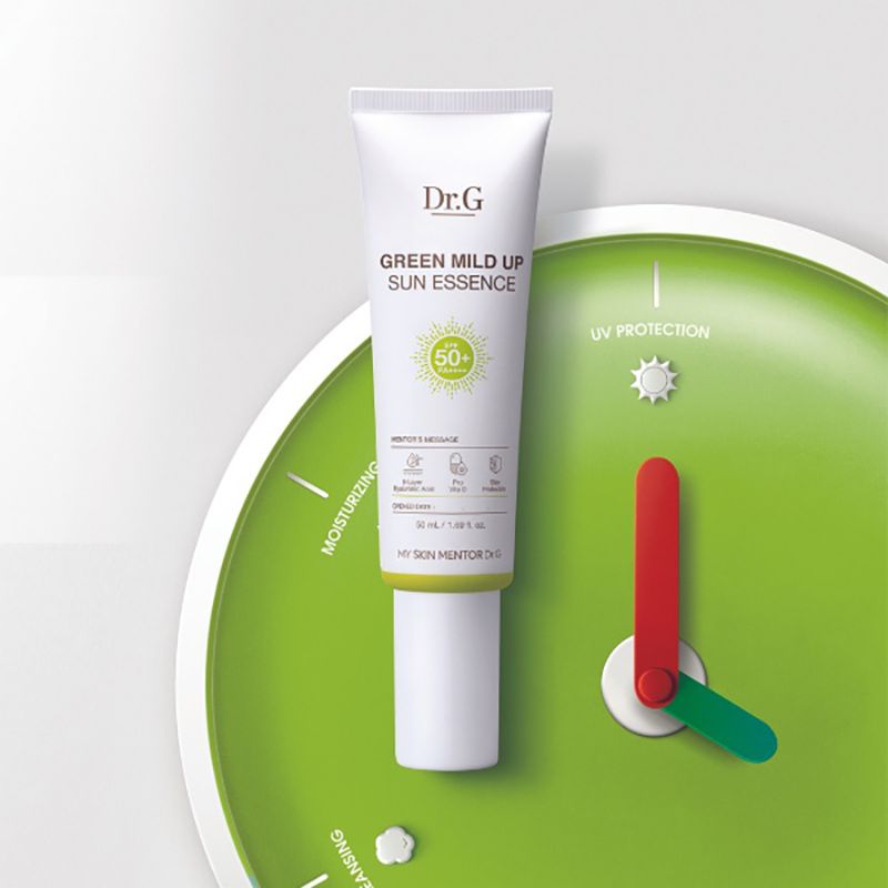 Kem Chống Nắng Dr.G Dưỡng Ẩm, Chống Ánh Sáng Xanh Cho Da Nhạy Cảm Green Mild Up Sun Essence SPF50+ PA++++ 50ml