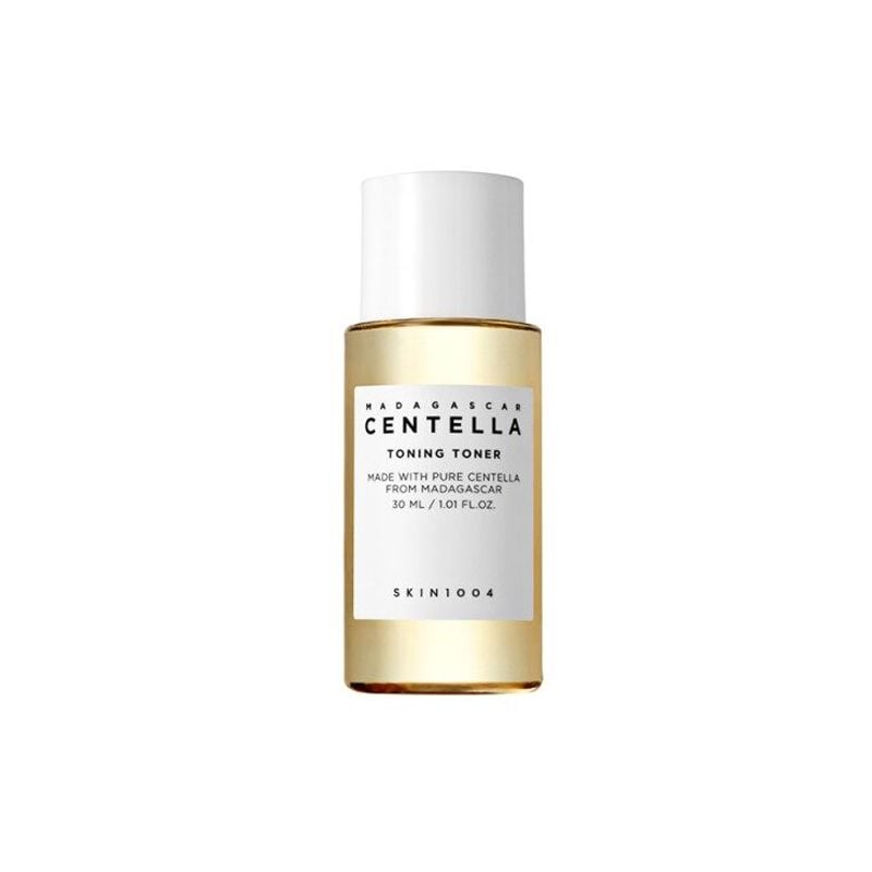 Nước Hoa Hồng Skin1004 Giúp Cân Bằng, Hỗ Trợ Dưỡng Trắng Da Chiết Xuất Rau Má Madagascar Centella Toning Toner 210ml