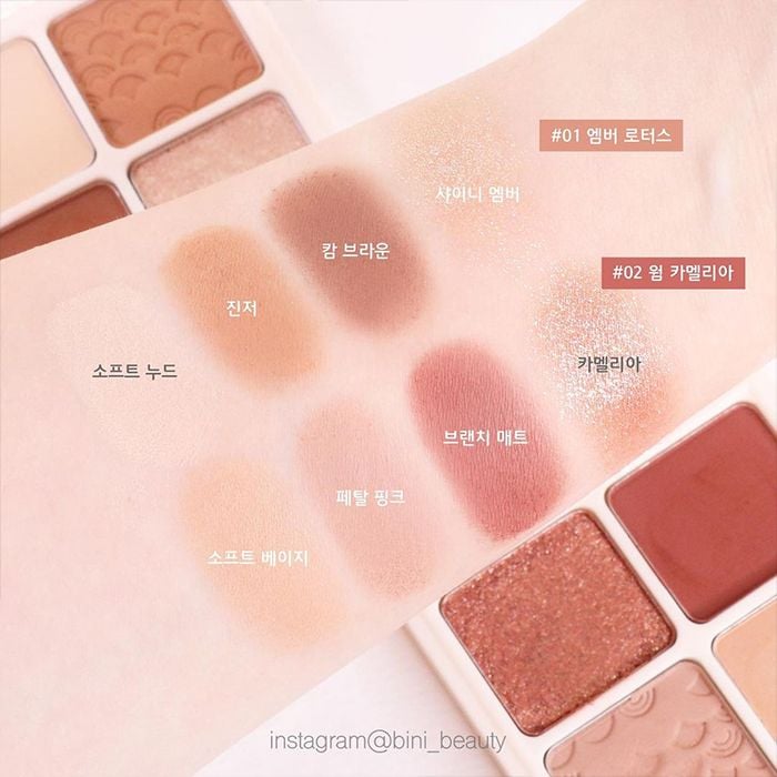 Bảng Phấn Mắt 4 Ô Merzy Xinh Lung Linh The Heritage Shadow Palette - SP2 WARM CAMELIA 8g