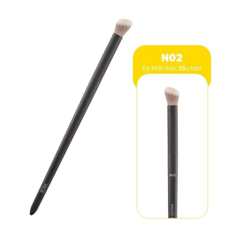 Cọ Tạo Khối Kem Sống Mũi Vacosi Angled Blend Brush - N02