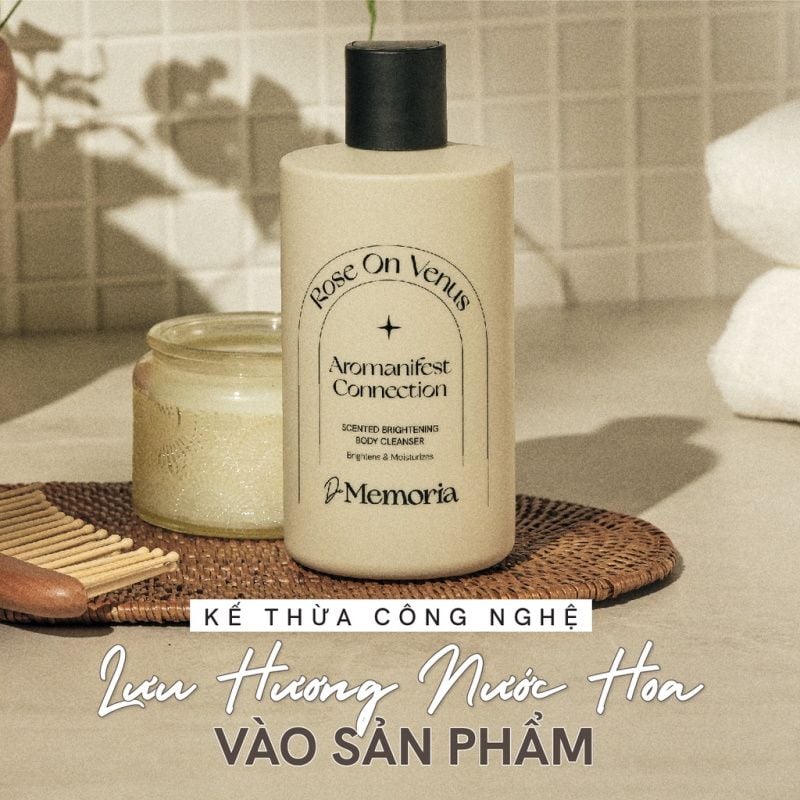 Sữa Tắm De Memoria Dưỡng Trắng Hương Nước Hoa Scented Brightening Body Cleanser 300ml