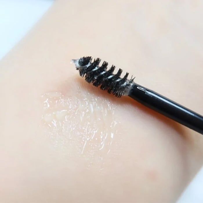 Gel Trong Suốt Cố Định Lông Mày Romand Tự Nhiên Han All Brow Fixer - Han All Line 9g