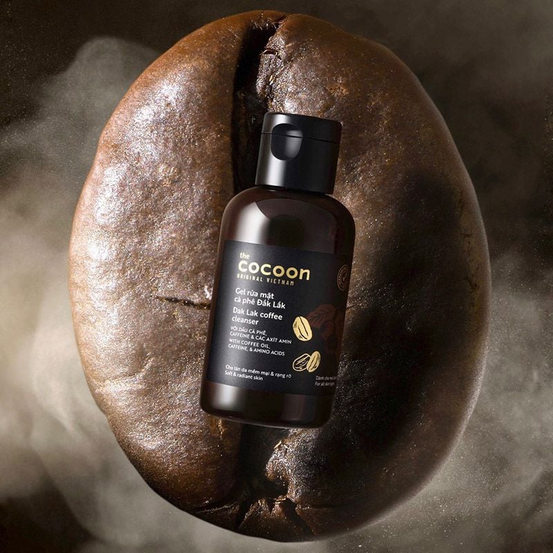 Gel Rửa Mặt Cocoon Làm Sạch Dịu Nhẹ Chiết Xuất Cà Phê Đắk Lắk Giúp Da Tươi Sáng, Đều Màu Dak Lak Coffee Cleanser 140ml