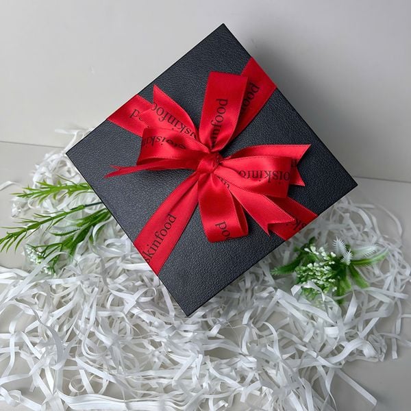  (Chỉ Giao Hàng Nội Thành HCM) Hộp Quà Gắn Nơ Tặng Cao Cấp 