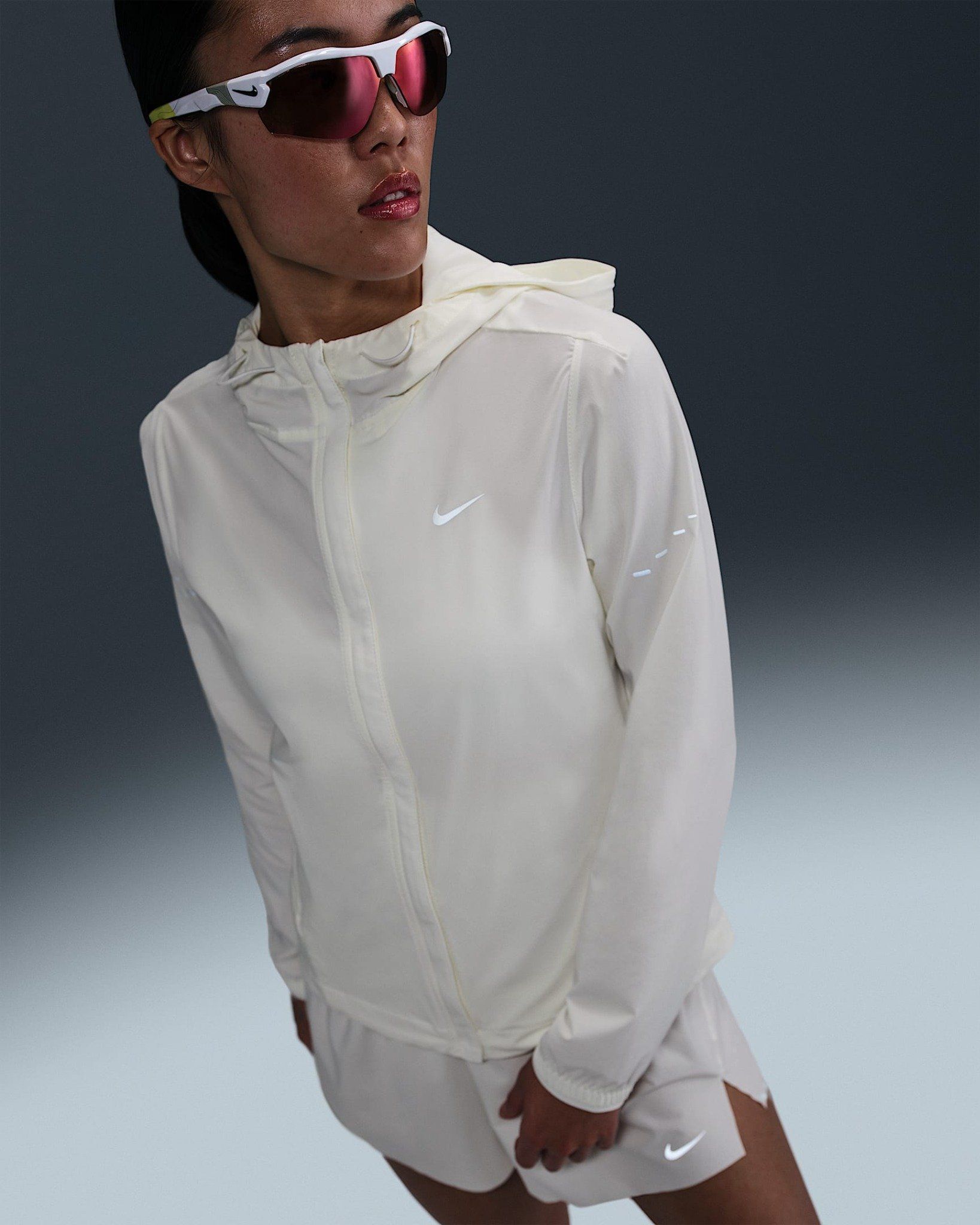 Nike - Áo khoác thể thao Nữ Swift Women's Repel Packable Running Jacket