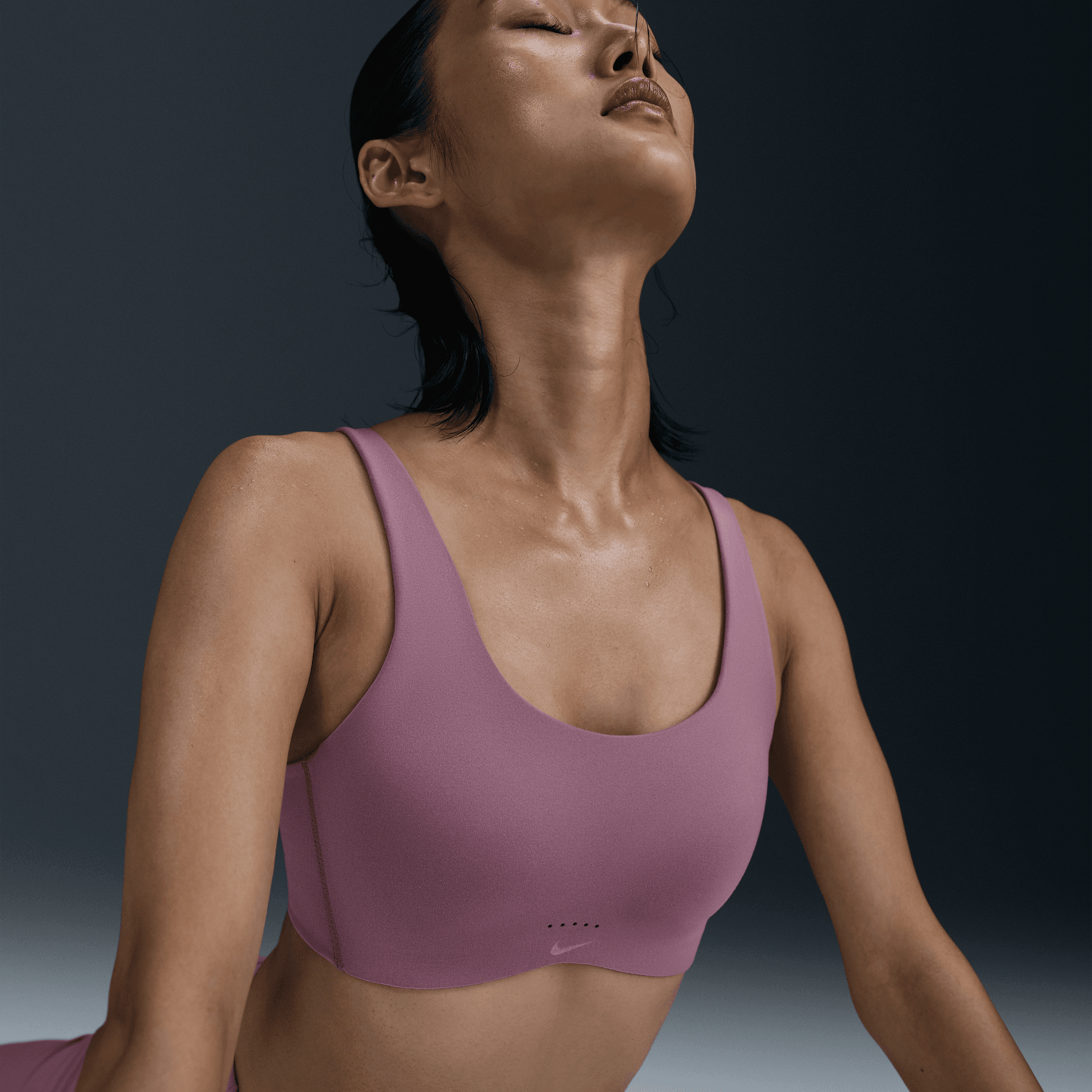 Nike - Áo ngực thể thao Nữ Alate Coverage Women's Medium-Support Padded Sports Bra