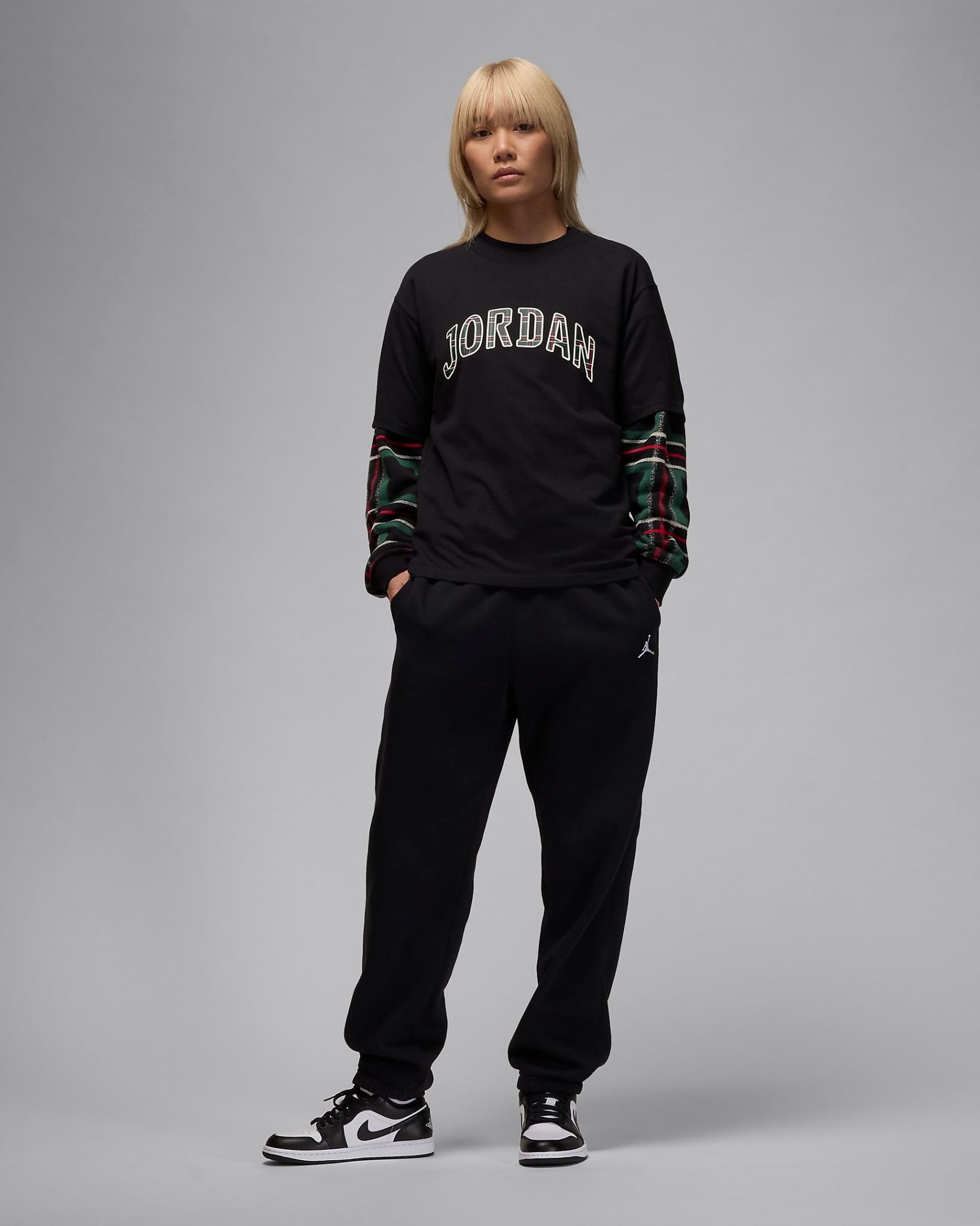 Nike - Áo tay ngắn thể thao Nữ Jordan Women's Graphic T-Shirt