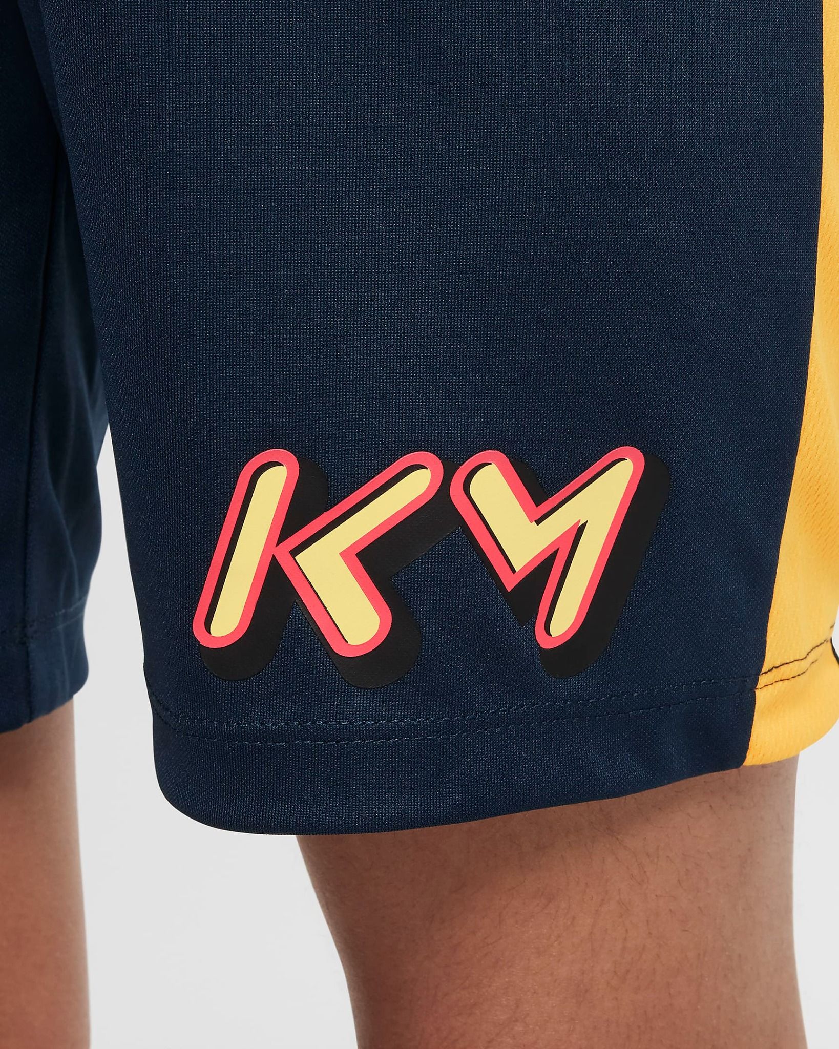 Nike - Quần ngắn đá banh Trẻ Em Kylian Mbappé Older Kids' Dri-FIT Academy