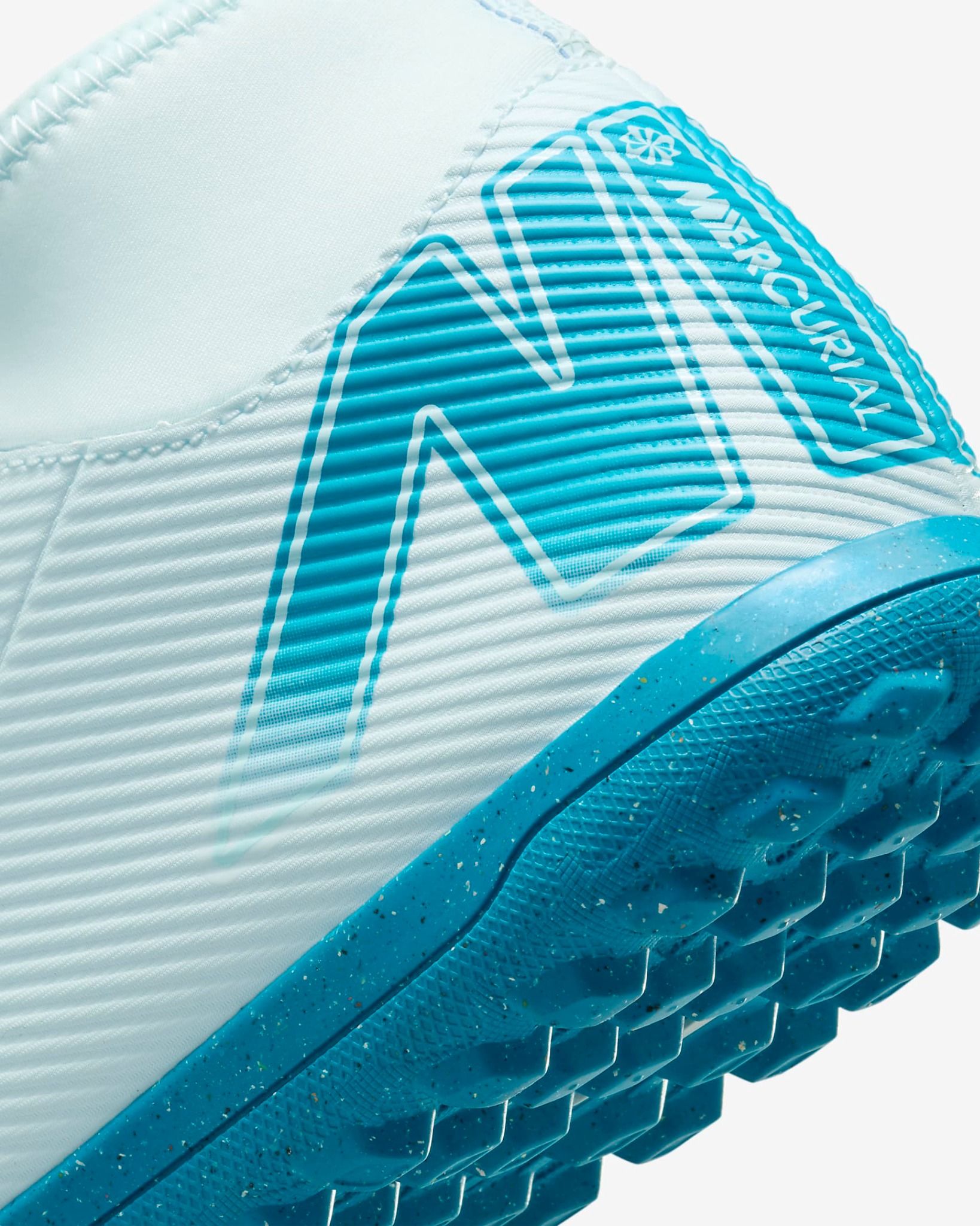 Nike - Giày đá banh sân cỏ nhân tạo Nam Mercurial Superfly 10 Club TF High-Top Football Shoes