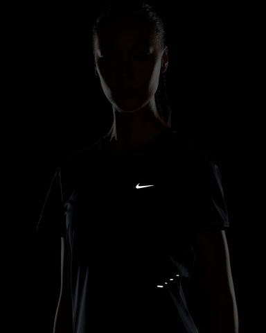 Nike - Áo tay ngắn thể thao Nữ Swift Women's Dri-FIT Short-Sleeve Running Top