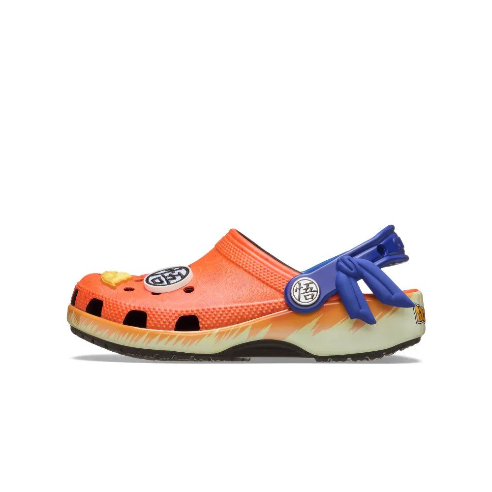 Crocs - Xăng đan trẻ em Dragon Ball Classic Lifestyle Sandals