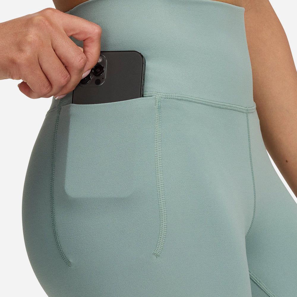 Under Armour - Quần ngắn ống ôm nữ Meridian Bike Short 7In Training