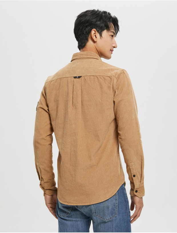 Calvin Klein - Áo sơ mi nam Monologo Badge Corduroy Shirt J3222208 – ULA Vietnam Calvin Klein - Áo sơ mi nam Monologo Badge Corduroy Shirt J3222208 – ULA Vietnam