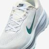 Nike - Giày chạy bộ Nữ Vomero 18 Women's Road Running Shoes