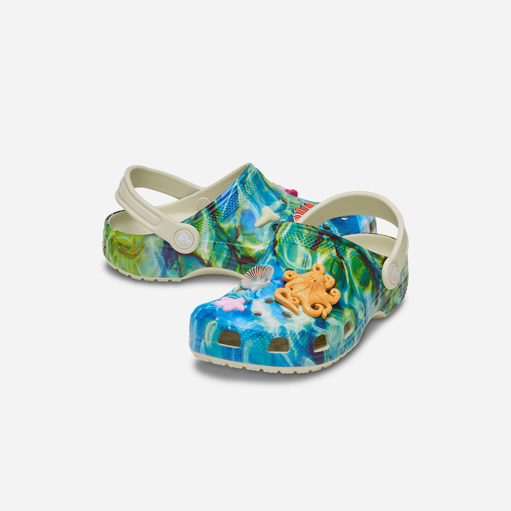 Crocs - Xăng đan trẻ em Kids' Crocs Classic Under The Sea Clog
