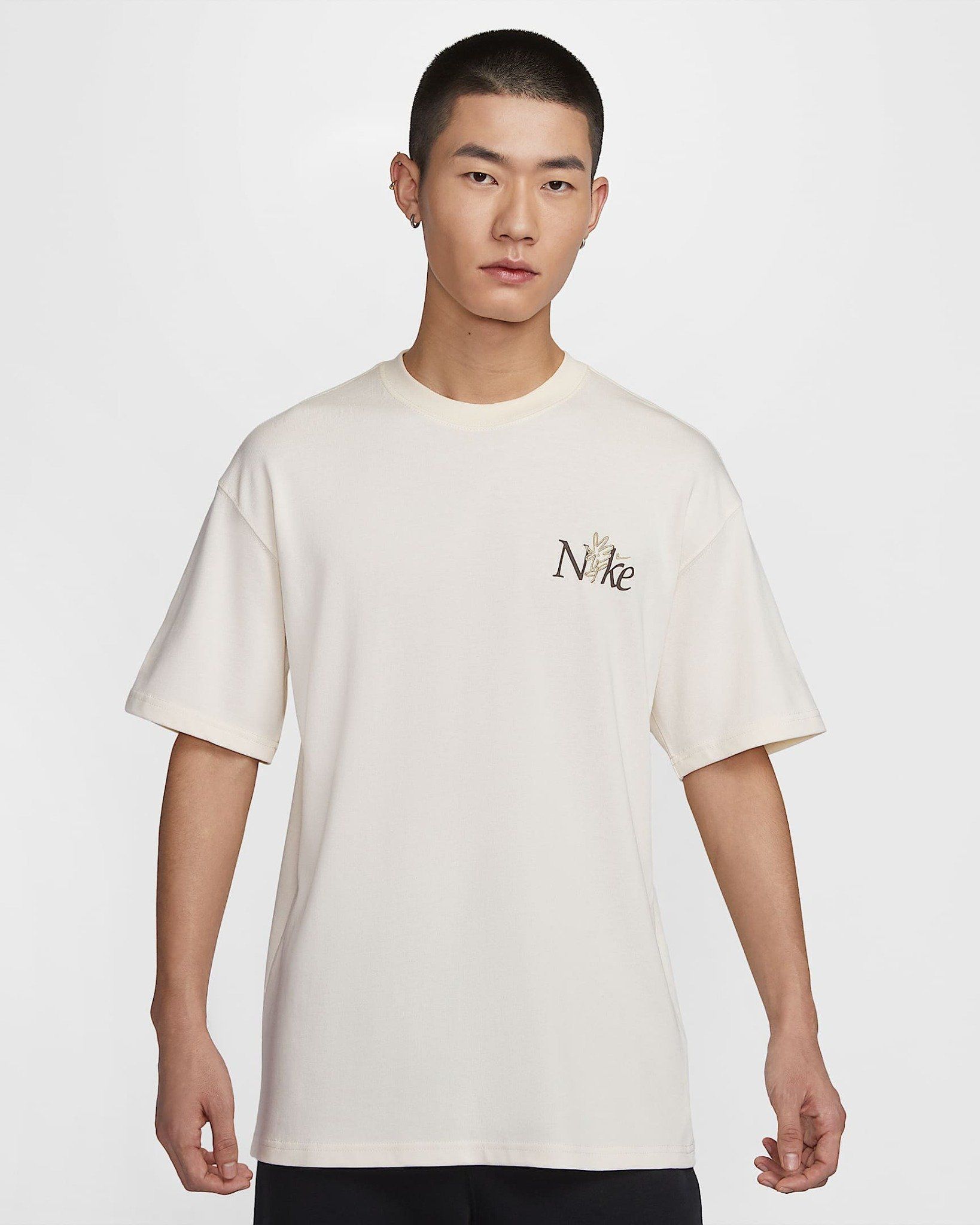 Nike - Áo thun tay ngắn thể thao Nam As Unisex Nsw Tee M90 Lebron