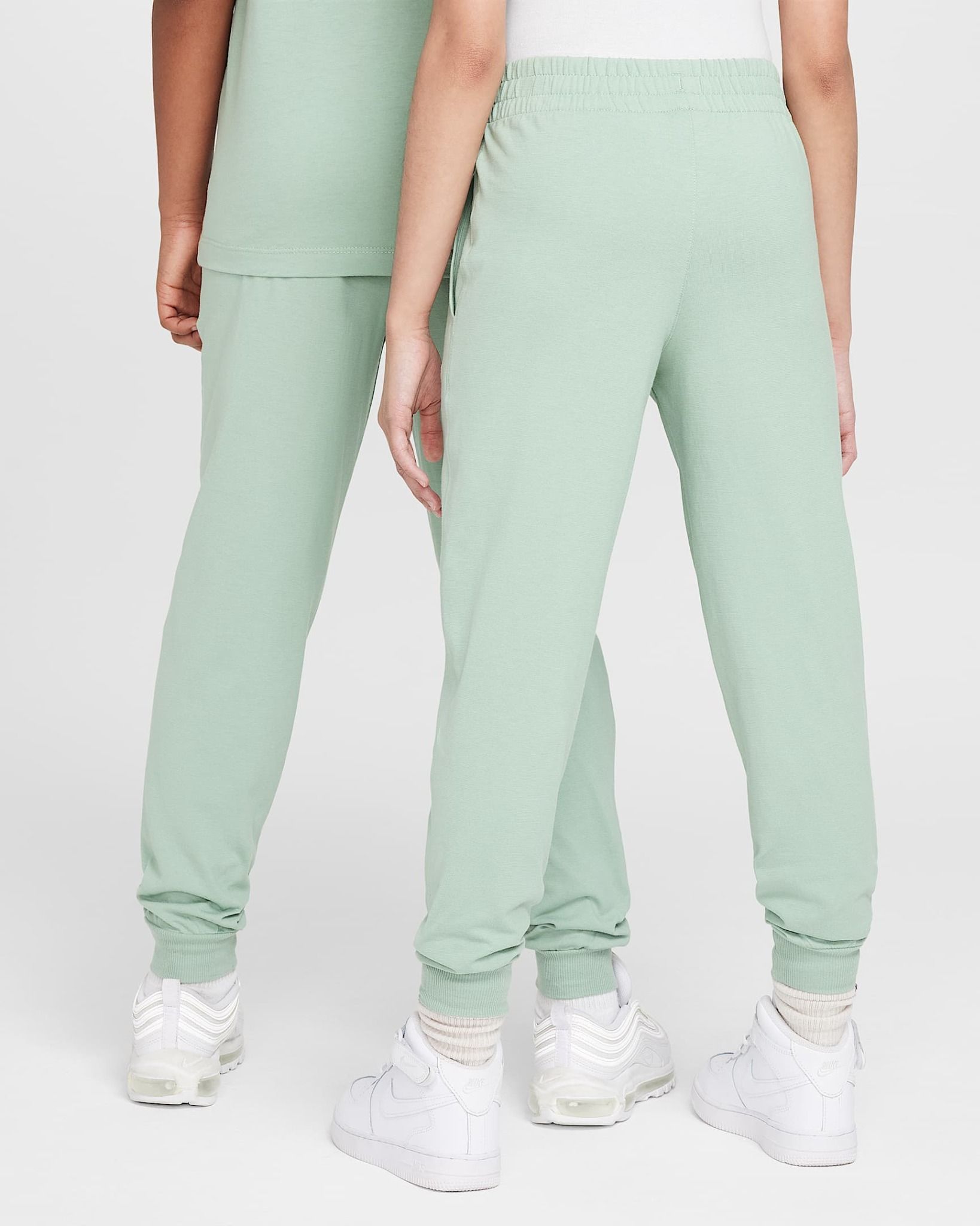 Nike - Quần dài thể thao Trẻ Em Sportswear Club Older Kids' Knit Joggers