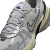 Nike - Giày thời trang thể thao Nam V2K Run Shoes