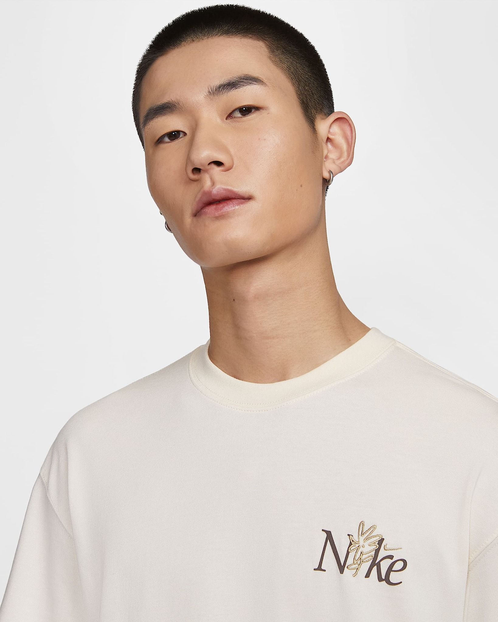 Nike - Áo thun tay ngắn thể thao Nam As Unisex Nsw Tee M90 Lebron