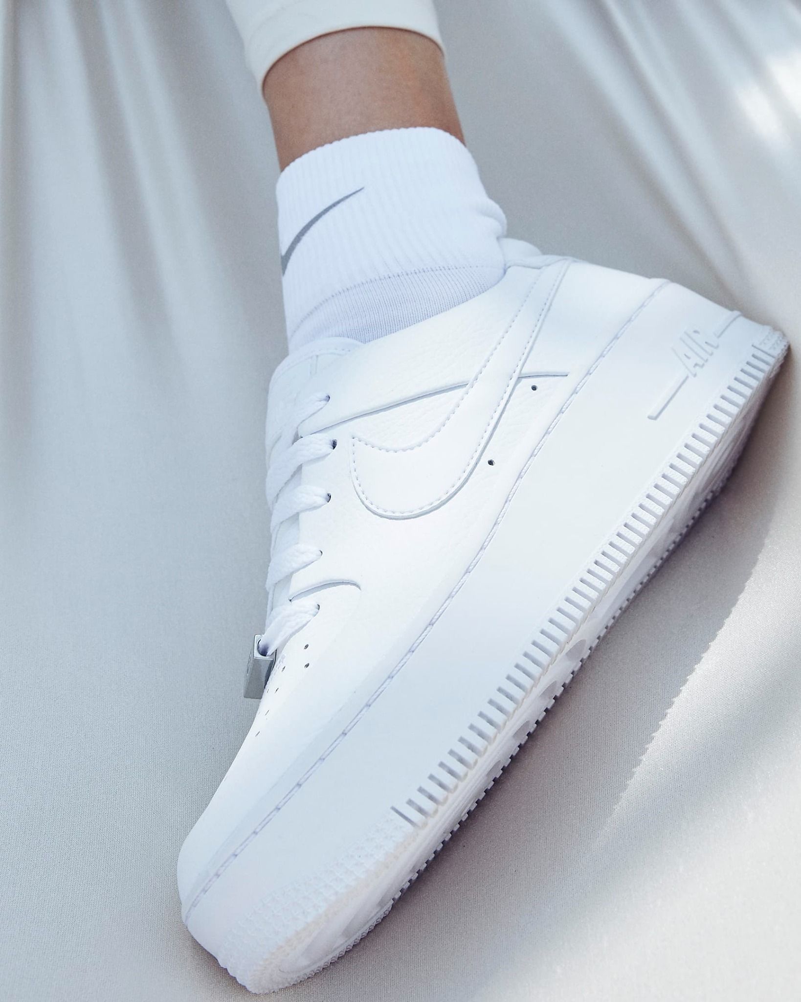 Nike - Giày thời trang thể thao Nữ Air Force 1 Sage Low Women's Shoe