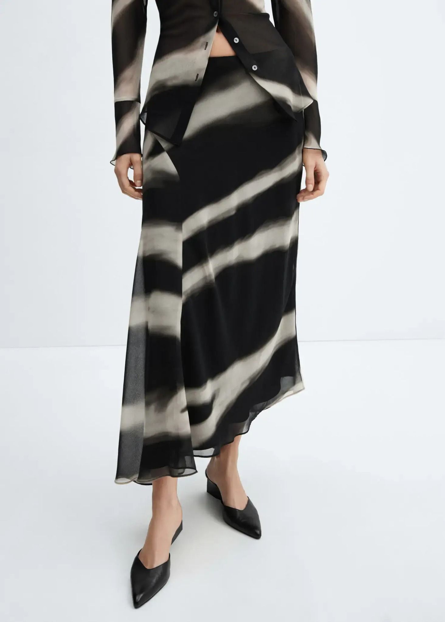 Mango - Chân váy nữ Asymmetrical printed skirt