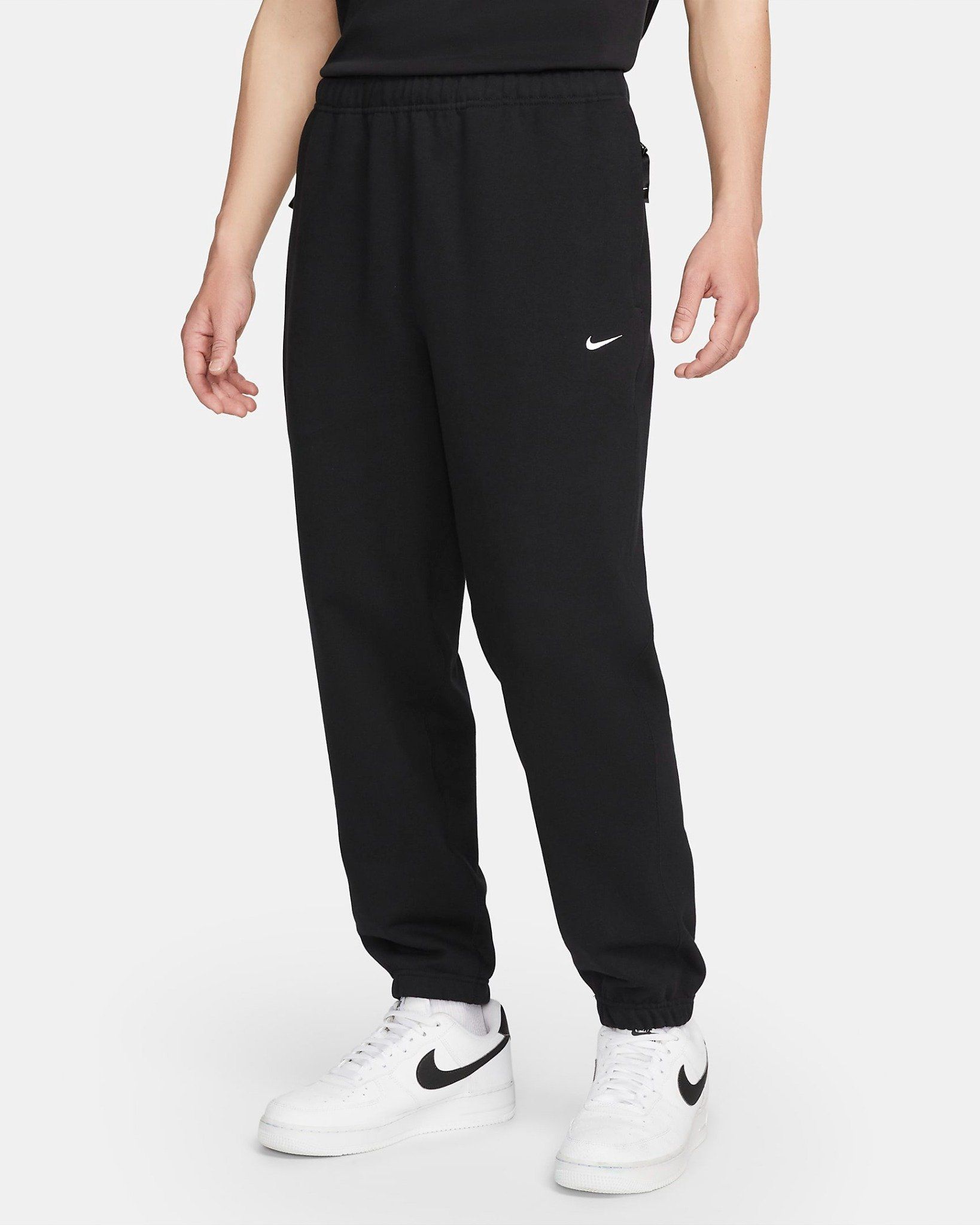 Nike - Quần dài thể thao Nam Solo Swoosh Men's French Terry Trousers