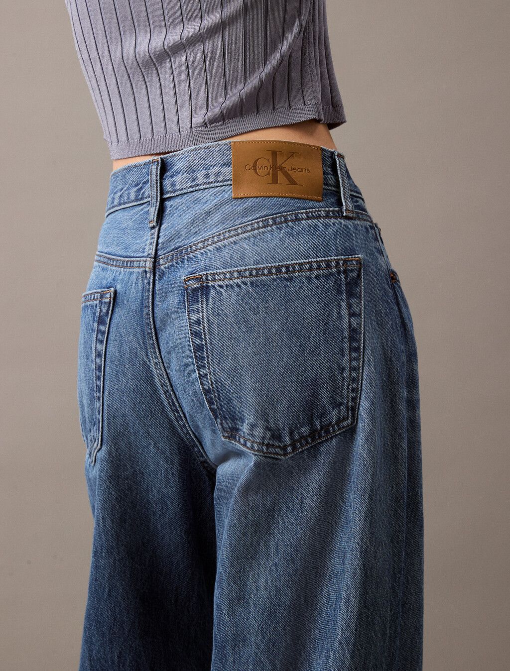 Calvin Klein - Quần jeans ống rộng nữ CK Ultra High Rise Wide Leg