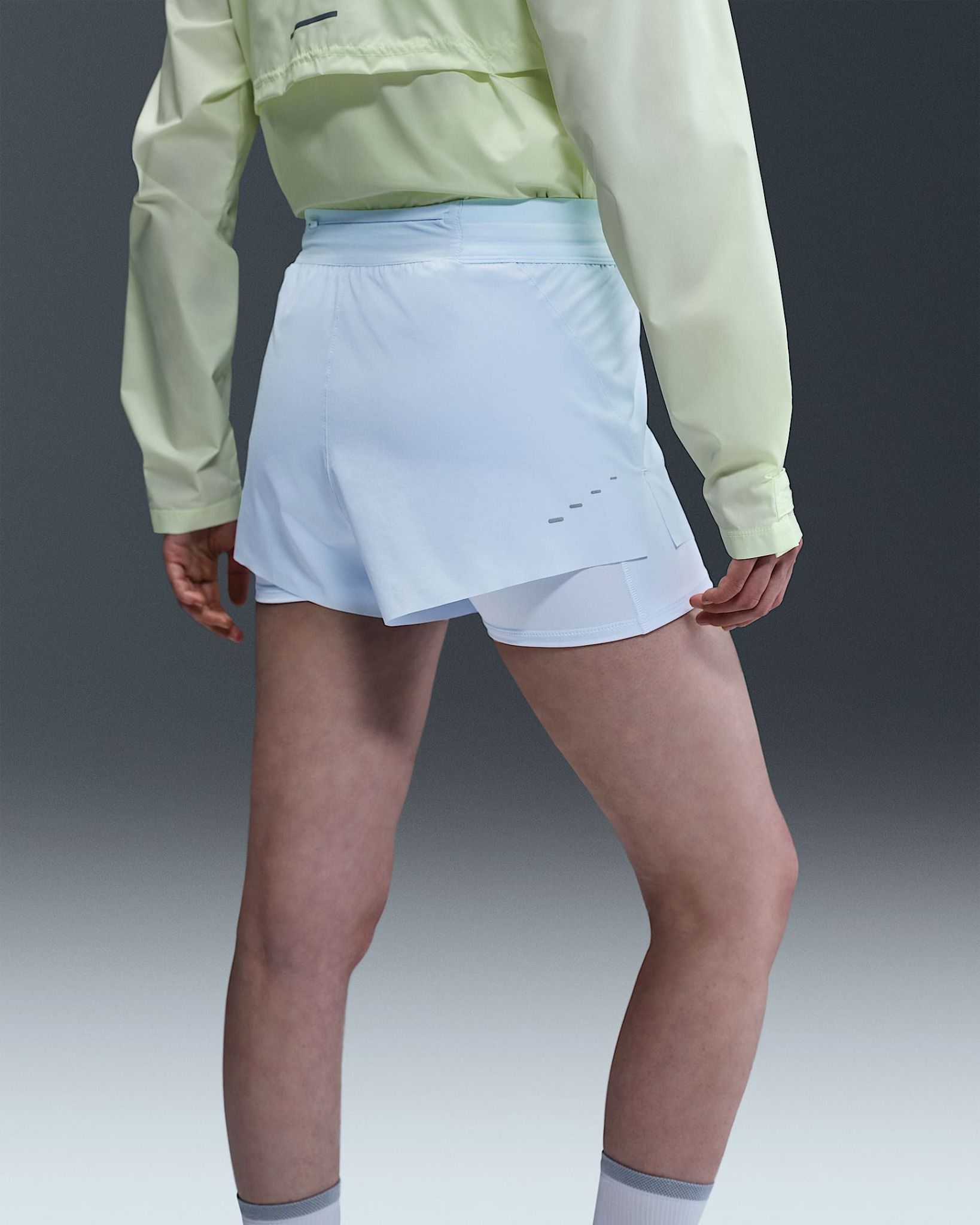 Nike - Quần ngắn thể thao Nữ Swift Women's Dri-FIT Mid-Rise 2-in-1 Running Shorts