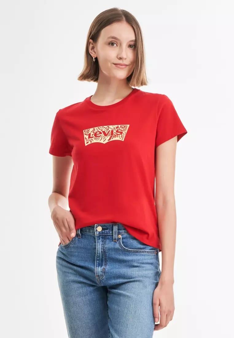 Levi's - Áo tay ngắn nữ Lunar New Year Women's Batwing T-Shirt