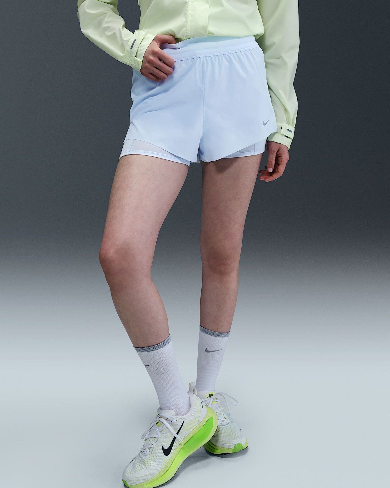 Nike - Quần ngắn thể thao Nữ Swift Women's Dri-FIT Mid-Rise 2-in-1 Running Shorts