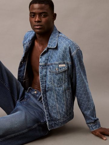 Calvin Klein - Áo khoác jeans CK nam 90s Allover Monogram Trucker Jacket