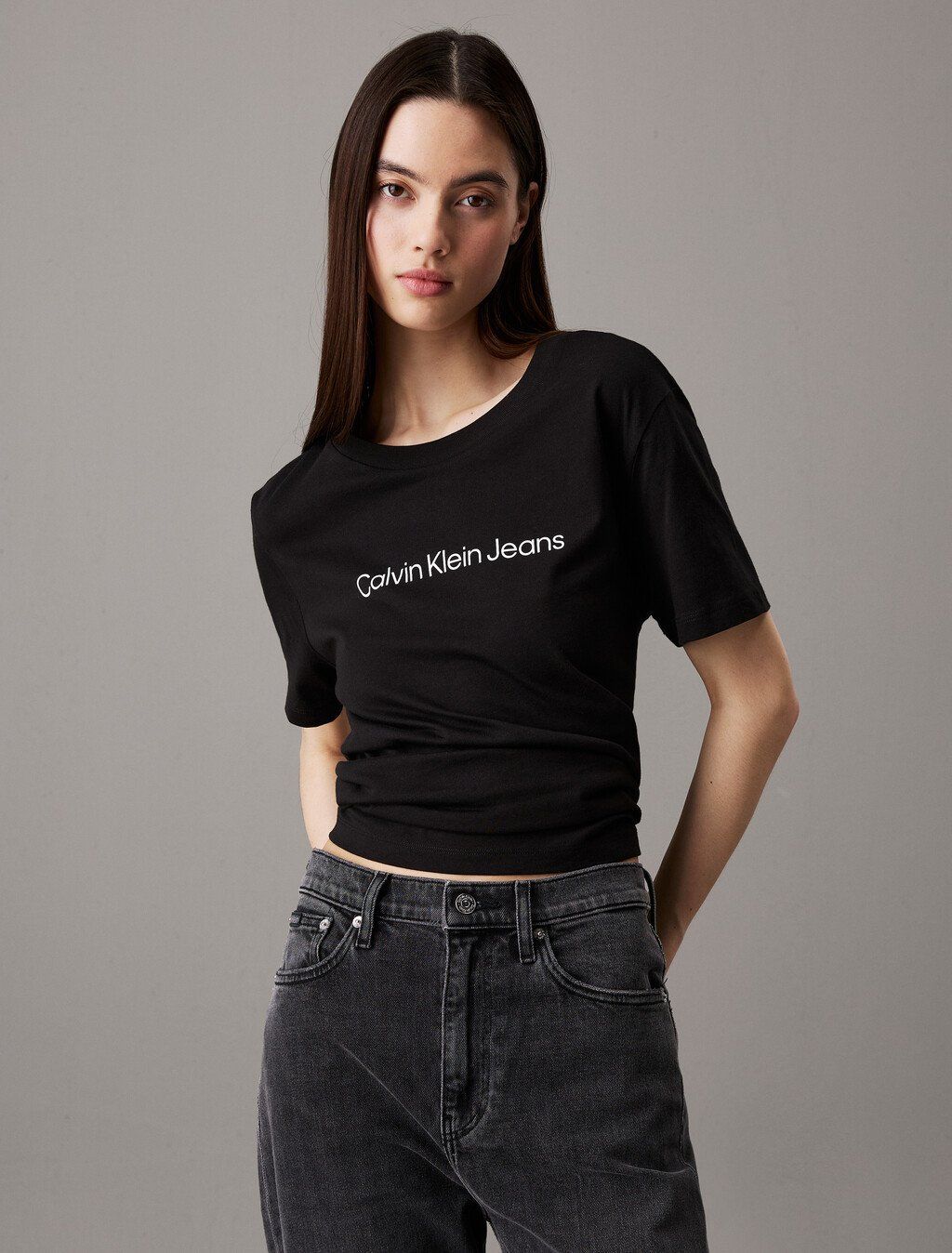 Calvin Klein - Áo thun thời trang CK Straight Logo T-shirt