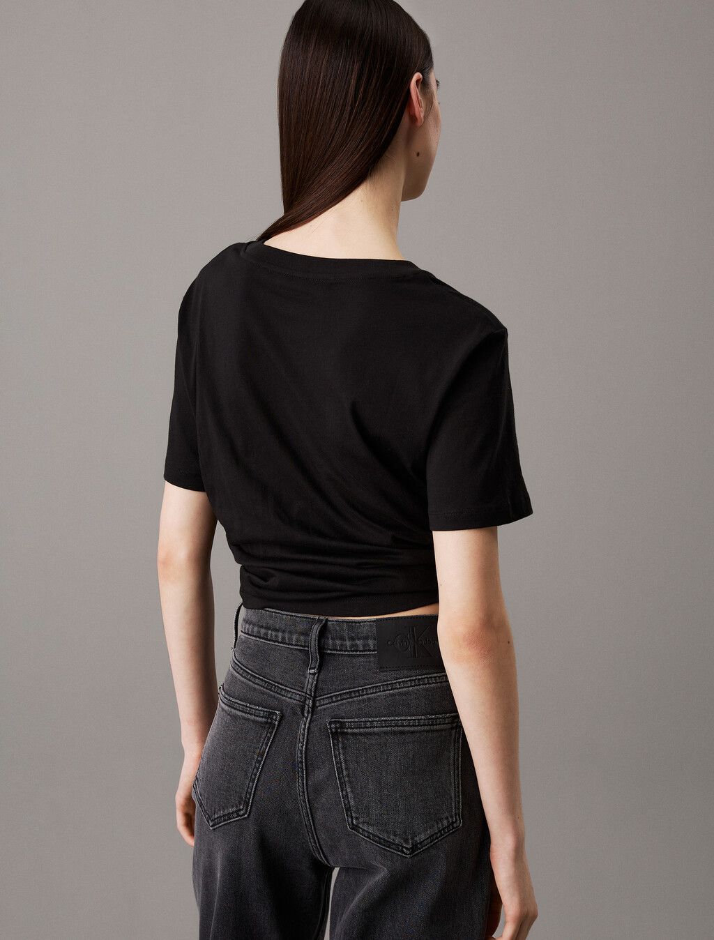 Calvin Klein - Áo thun thời trang CK Straight Logo T-shirt