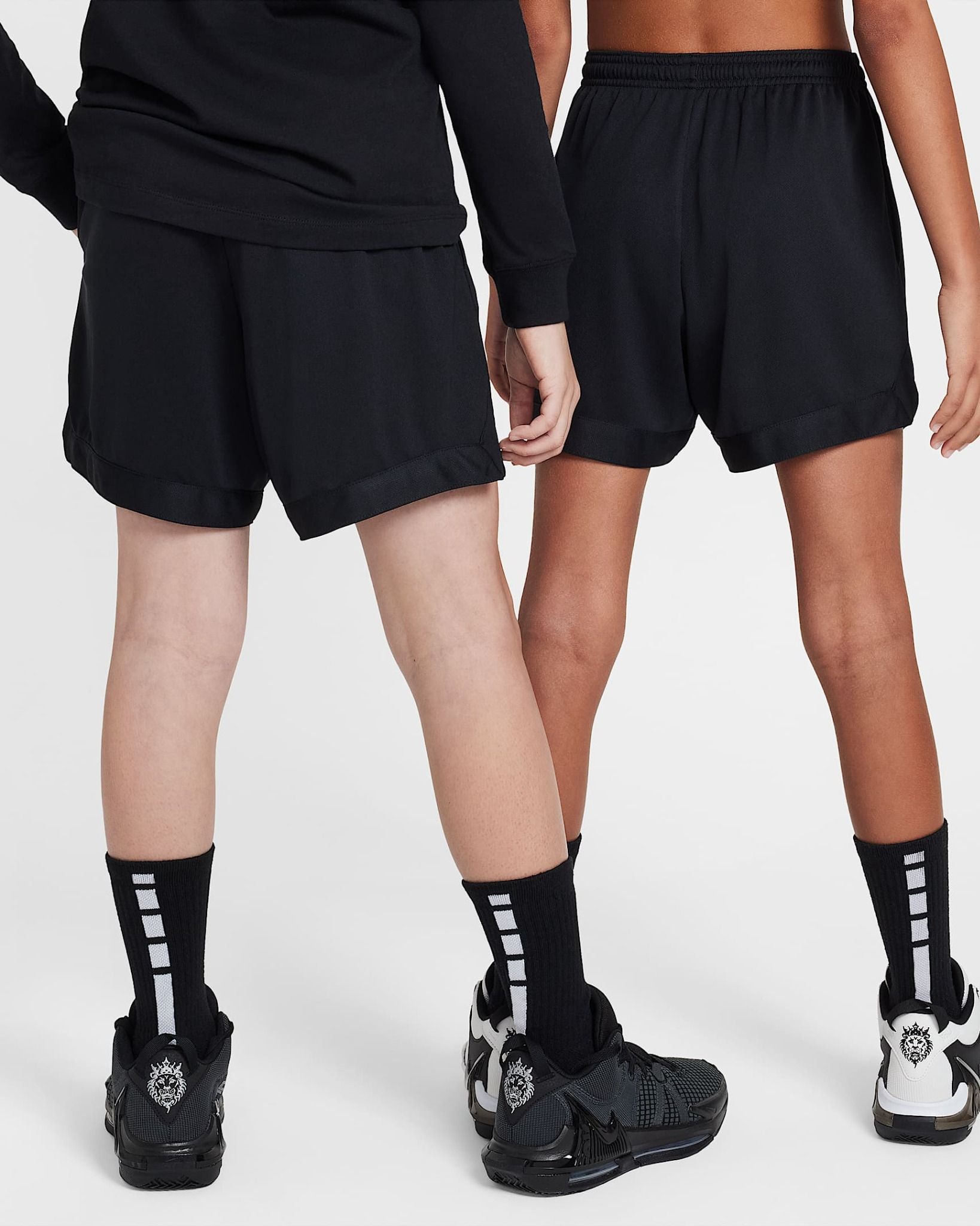 Nike - Quần ngắn thể thao Thiếu Niên Court Older Kids' Dri-FIT Basketball Shorts
