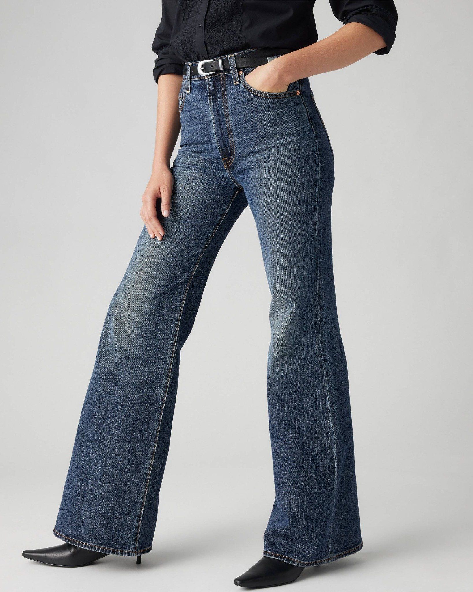 Levi's - Quần jeans dài ống loe nữ Women's Ribcage Bell Jeans