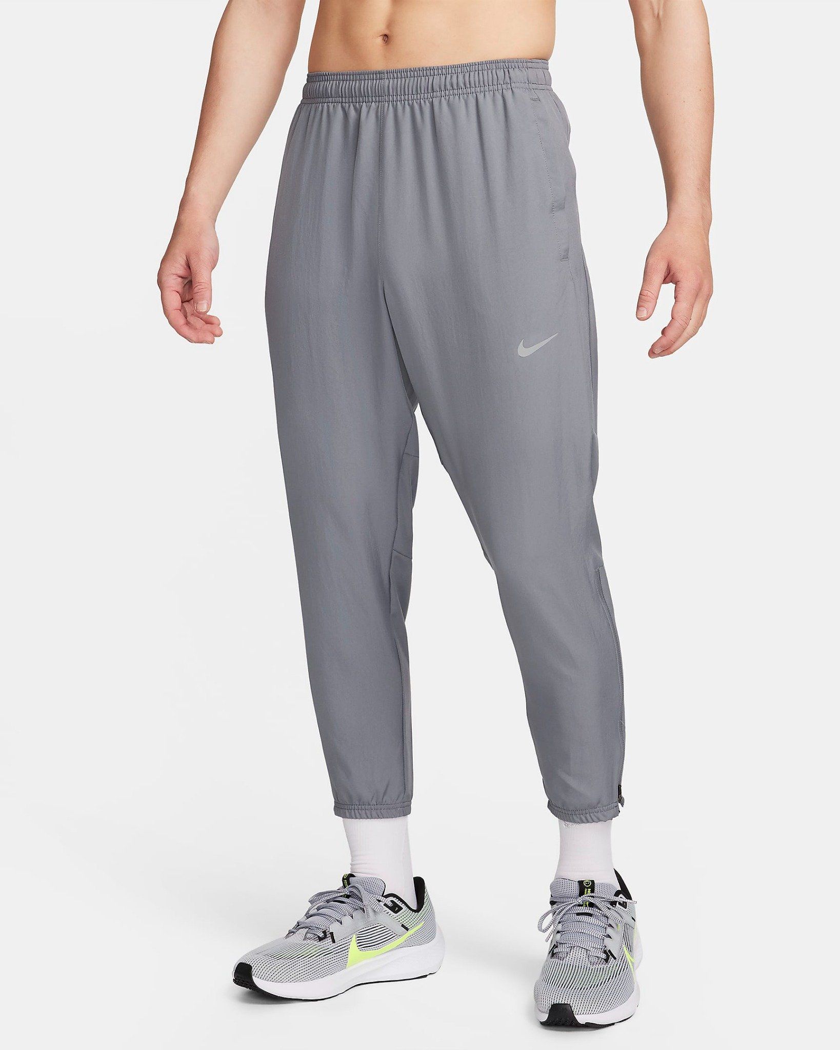 Nike - Quần Dài Thể Thao Nam Challenger Men'S Dri-Fit Woven Running Trousers