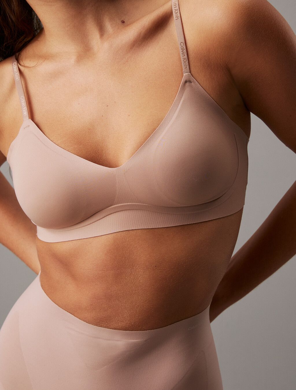 Calvin Klein - Áo lót CK nữ Lightly Lined Bralette